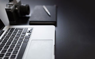 在线娱乐平台-T1 vs KT次局集锦：KT求稳过度被翻盘，T1落后一万四大逆转